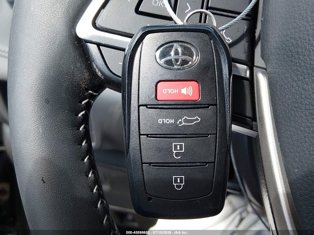 2026 Toyota Highlander Hybrid Platinum მანქანა იყიდება აუქციონზე, vin: 5TDEBRCH9TS721232, აუქციონის ნომერი: 45598682