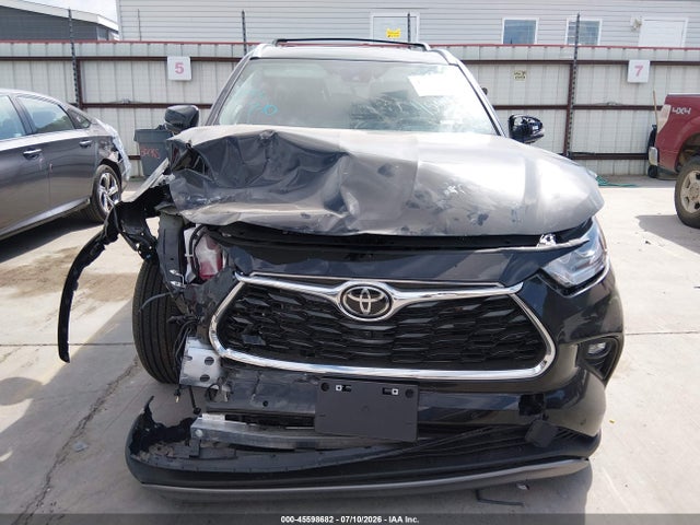 2026 Toyota Highlander Hybrid Platinum მანქანა იყიდება აუქციონზე, vin: 5TDEBRCH9TS721232, აუქციონის ნომერი: 45598682