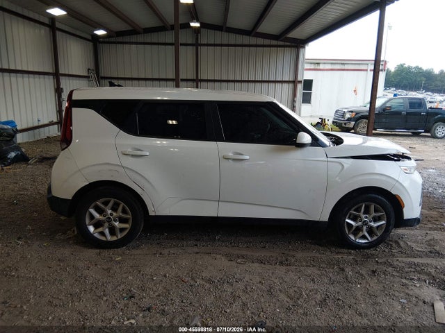 KIA SOUL S 2021 KNDJ23AU7M7768217 Image 13