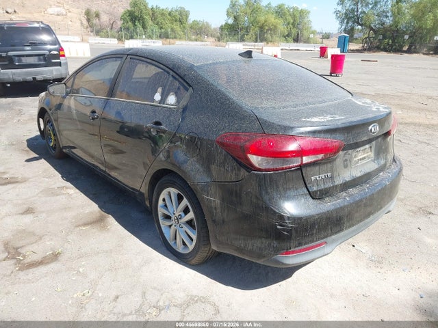 KIA FORTE LX 2017 3KPFK4A79HE139442 Image 3