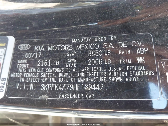 KIA FORTE LX 2017 3KPFK4A79HE139442 Image 9