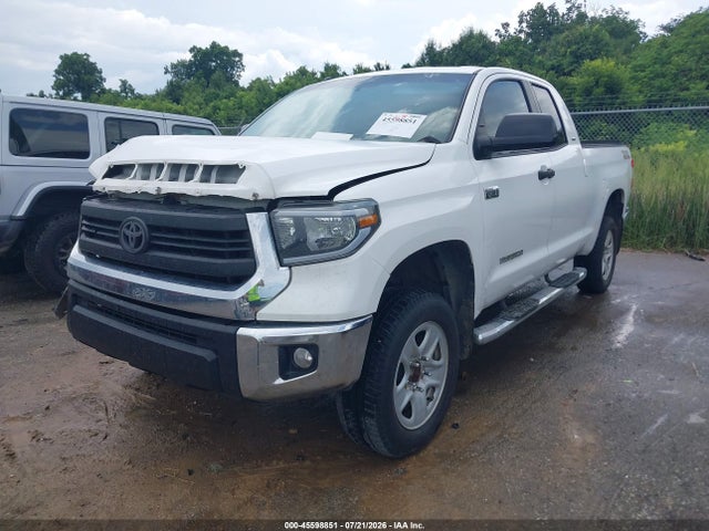 45598851 :رقم المزاد ، 5TFRY5F11FX178173 vin ، 2015 Toyota Tundra Sr5 5.7l V8 مزاد بيع