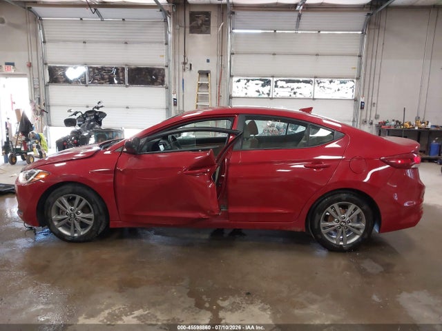 2017 Hyundai Elantra Se მანქანა იყიდება აუქციონზე, vin: KMHD84LF0HU207795, აუქციონის ნომერი: 45598860