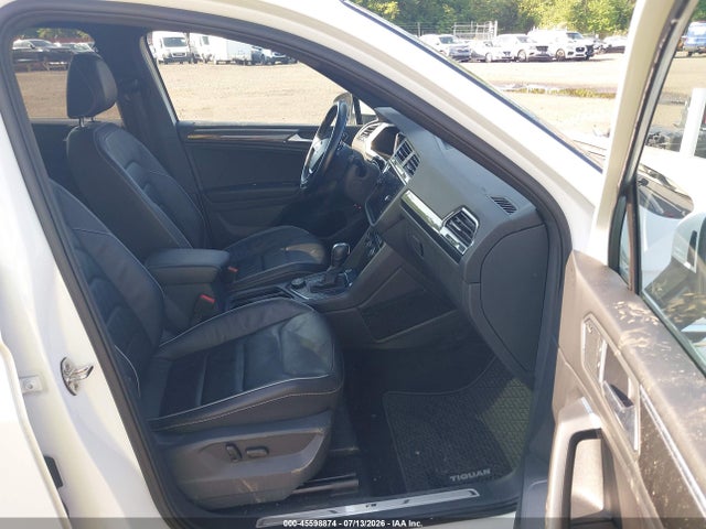 Продажа на аукционе авто 2021 Volkswagen Tiguan 2.0t Sel Premium R-line, vin: 3VV4B7AX2MM157890, номер лота: 45598874