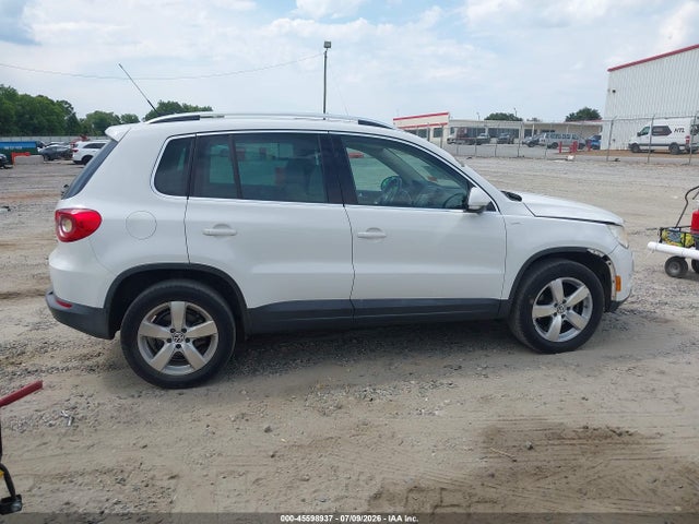 Продаж на аукціоні авто 2010 Volkswagen Tiguan Wolfsburg Edition, vin: WVGAV7AX8AW523920, номер лоту: 45598937