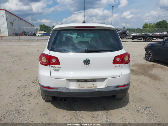 Продаж на аукціоні авто 2010 Volkswagen Tiguan Wolfsburg Edition, vin: WVGAV7AX8AW523920, номер лоту: 45598937