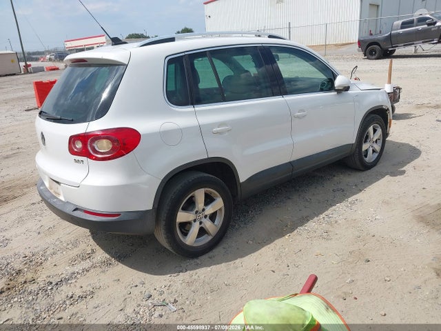 Продаж на аукціоні авто 2010 Volkswagen Tiguan Wolfsburg Edition, vin: WVGAV7AX8AW523920, номер лоту: 45598937