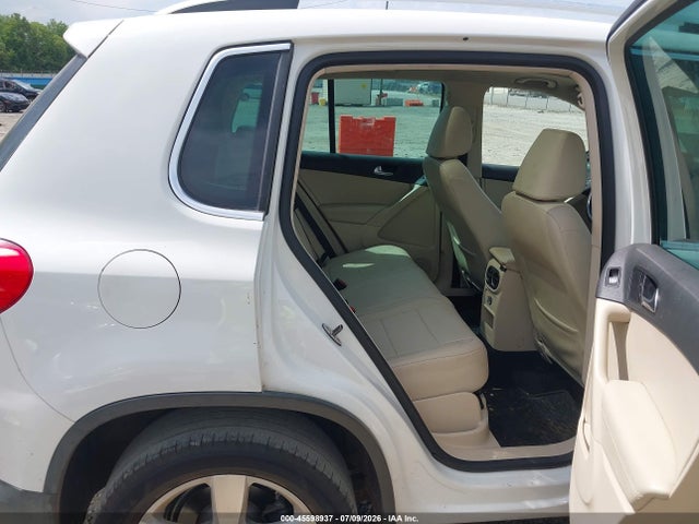 Продаж на аукціоні авто 2010 Volkswagen Tiguan Wolfsburg Edition, vin: WVGAV7AX8AW523920, номер лоту: 45598937
