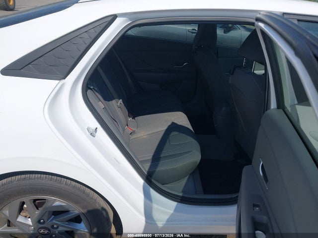Hyundai ELANTRA SEL 2024 KMHLM4DG3RU751806 Image 8