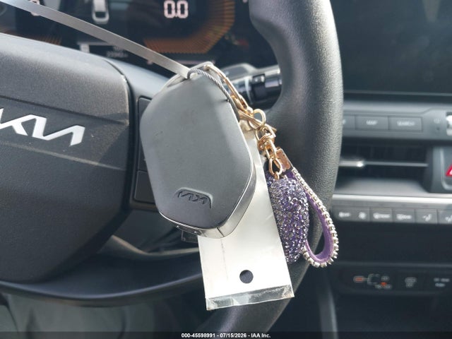 2025 Kia K4 Lxs მანქანა იყიდება აუქციონზე, vin: 3KPFT4DE9SE103846, აუქციონის ნომერი: 45598991