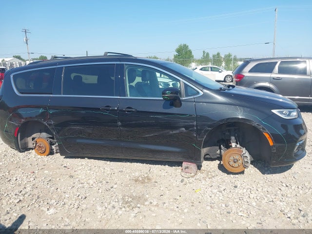 Продаж на аукціоні авто 2022 Chrysler Pacifica Touring L, vin: 2C4RC1BG4NR117107, номер лоту: 45599038