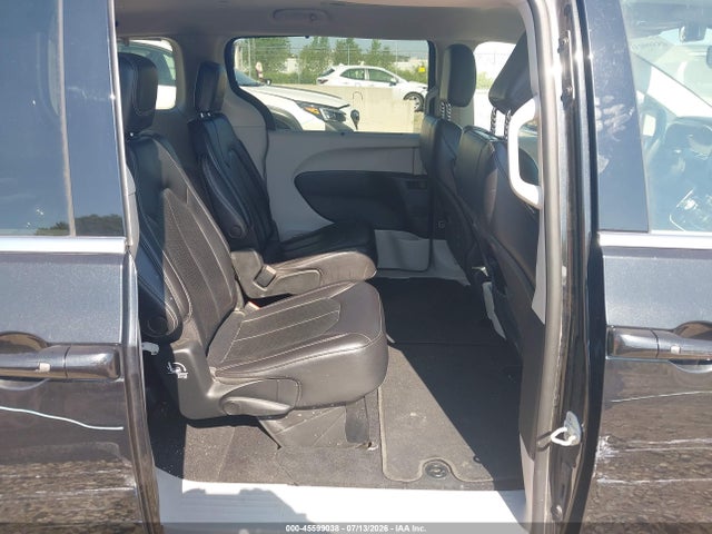 Продаж на аукціоні авто 2022 Chrysler Pacifica Touring L, vin: 2C4RC1BG4NR117107, номер лоту: 45599038