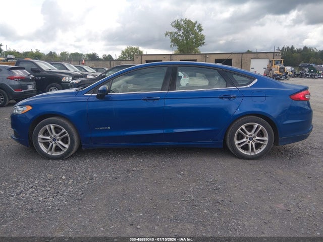 3FA6P0UU1JR235856 Ford Fusion Hybrid S