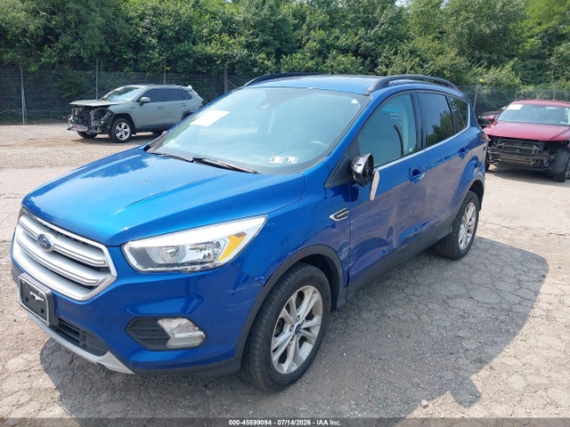 Ford ESCAPE SE 2018 1FMCU9GD4JUB02003 Image 2