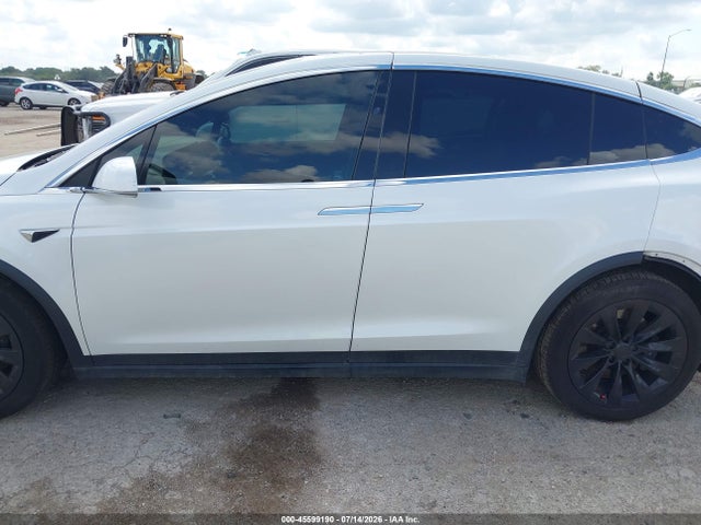 Продаж на аукціоні авто 2019 Tesla Model X 100d/75d/long Range, vin: 5YJXCBE27KF185972, номер лоту: 45599190