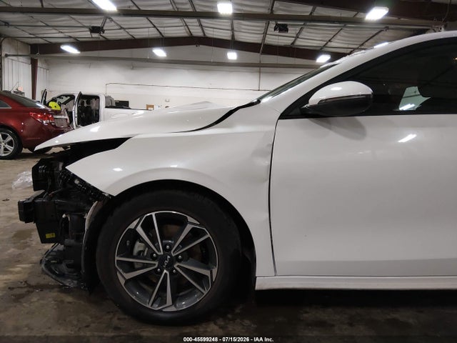 Продажа на аукционе авто 2023 Kia Forte Lxs, vin: 3KPF24AD8PE687257, номер лота: 45599248