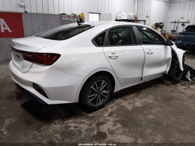 Продажа на аукционе авто 2023 Kia Forte Lxs, vin: 3KPF24AD8PE687257, номер лота: 45599248