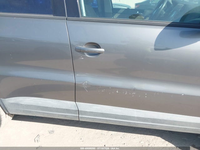 Продаж на аукціоні авто 2010 Volkswagen Tiguan S, vin: WVGAV7AX1AW514508, номер лоту: 45599265