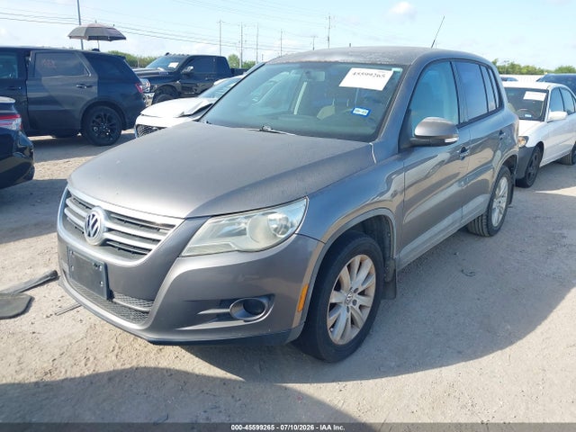 Продаж на аукціоні авто 2010 Volkswagen Tiguan S, vin: WVGAV7AX1AW514508, номер лоту: 45599265