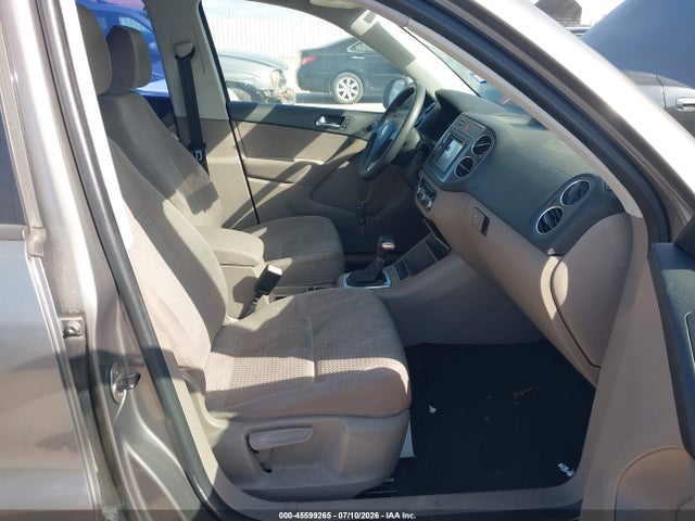 Продаж на аукціоні авто 2010 Volkswagen Tiguan S, vin: WVGAV7AX1AW514508, номер лоту: 45599265