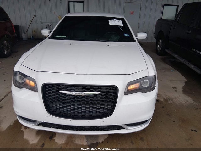 Продаж на аукціоні авто 2019 Chrysler 300 300s Awd, vin: 2C3CCAGG1KH648558, номер лоту: 45599267