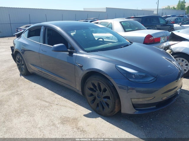 45599276 :رقم المزاد ، 5YJ3E1EA5NF369726 vin ، 2022 Tesla Model 3 Rear-wheel Drive مزاد بيع