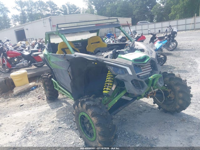 Can-Am Maverick X3 X Mr Turbo R 2018 3JBVWAW28JK000232 главное изображение