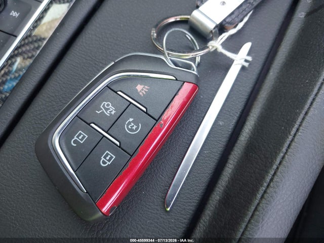 45599344 :رقم المزاد ، 1G6DV5RW9M0130813 vin ، 2021 Cadillac Ct5 V-series مزاد بيع