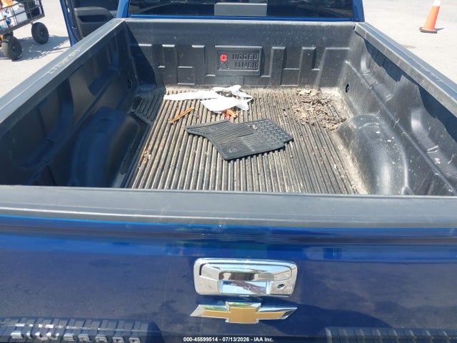 1GCVKREC0JZ189561 Chevrolet Silverado 1500 2lt