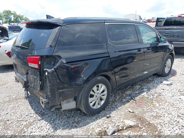 KIA SEDONA LX 2016 KNDMB5C17G6213449 Image 4