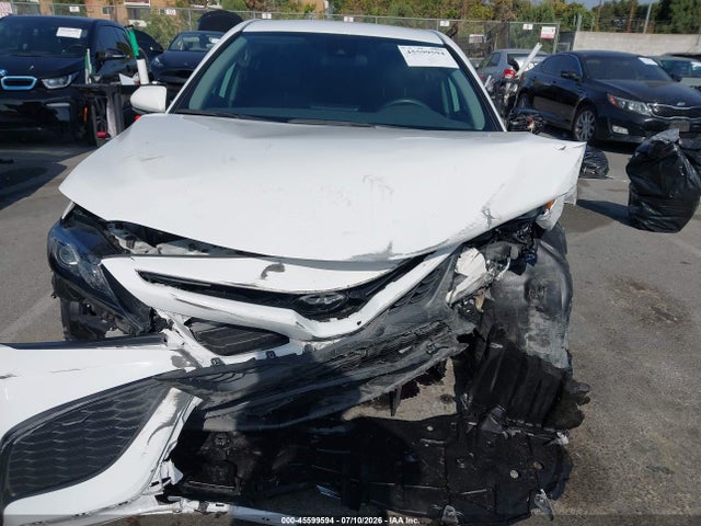 4T1G11AK1RU842560 Toyota CAMRY SE
