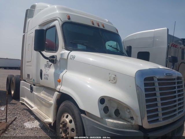 Продажа на аукционе авто 2015 Freightliner Cascadia 125, vin: 1FUJGLDV9FLGE9642, номер лота: 45599674