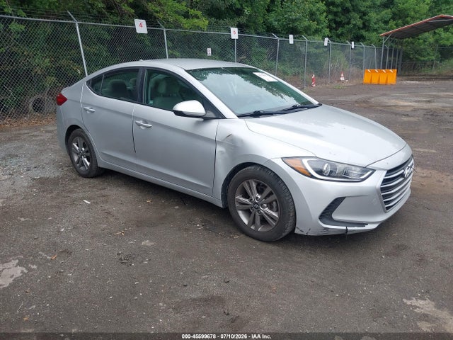 Продажа на аукционе авто 2017 Hyundai Elantra Se, vin: KMHD84LF2HU272566, номер лота: 45599678