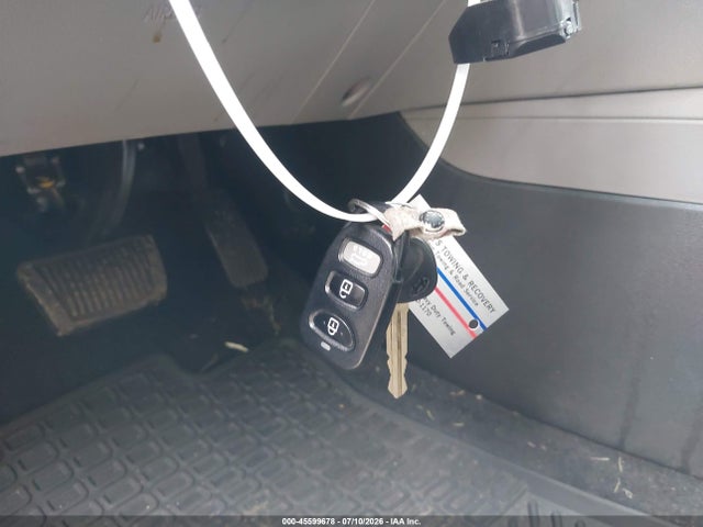Продажа на аукционе авто 2017 Hyundai Elantra Se, vin: KMHD84LF2HU272566, номер лота: 45599678