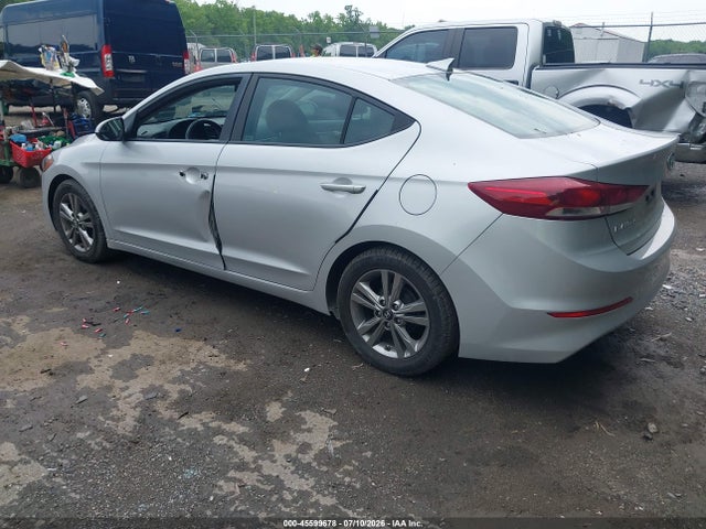 Продажа на аукционе авто 2017 Hyundai Elantra Se, vin: KMHD84LF2HU272566, номер лота: 45599678