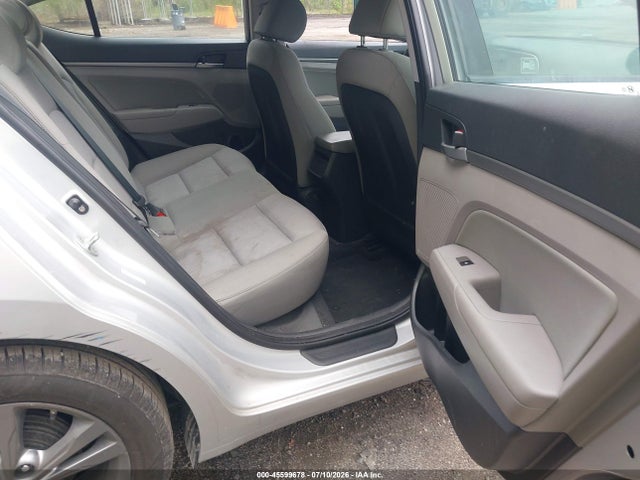 Продажа на аукционе авто 2017 Hyundai Elantra Se, vin: KMHD84LF2HU272566, номер лота: 45599678