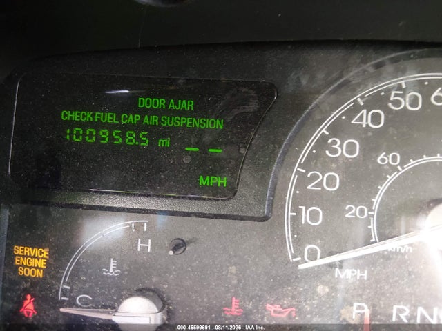 Продажа на аукционе авто 2003 Lincoln Town Car Signature, vin: 1LNHM82W43Y644240, номер лота: 45599691