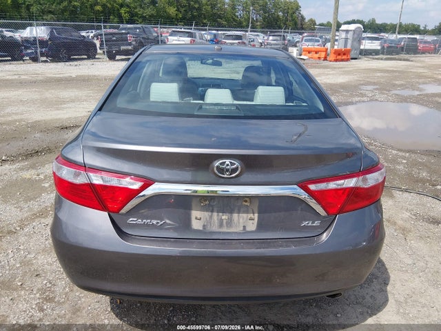 45599706 :رقم المزاد ، 4T4BF1FK1GR568719 vin ، 2016 Toyota Camry Xle مزاد بيع