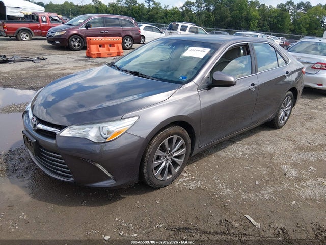 Toyota CAMRY XLE 2016 4T4BF1FK1GR568719 Image 2