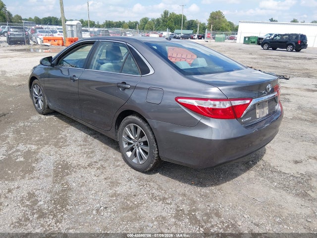 Toyota CAMRY XLE 2016 4T4BF1FK1GR568719 Image 3