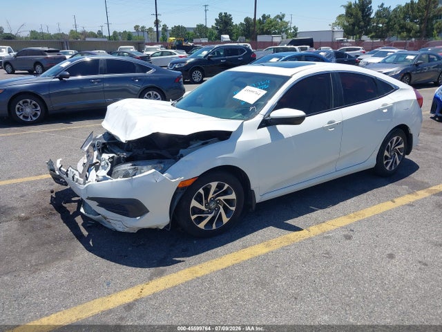 Honda CIVIC EX 2016 2HGFC2F73GH571992 Image 2