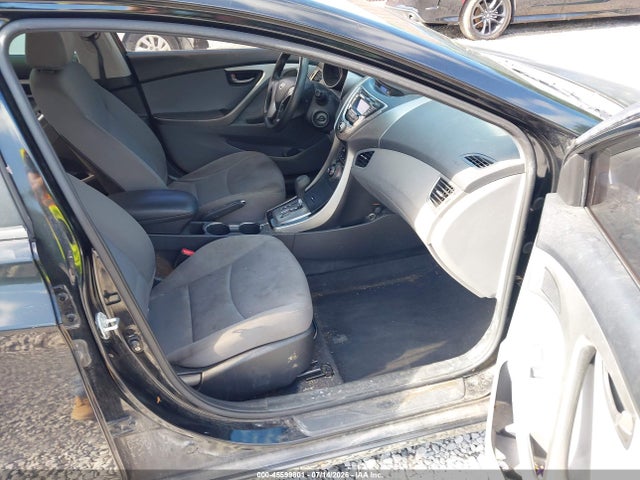 Продаж на аукціоні авто 2013 Hyundai Elantra Gls, vin: KMHDH4AEXDU527968, номер лоту: 45599801