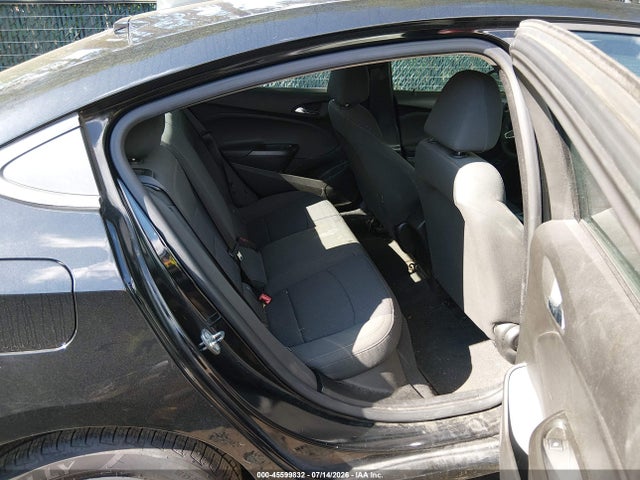 45599832 :رقم المزاد ، 1G1BC5SM9J7130535 vin ، 2018 Chevrolet Cruze Ls Auto مزاد بيع