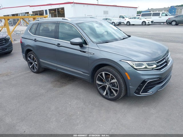 2022 Volkswagen Tiguan 2.0t Sel R-line მანქანა იყიდება აუქციონზე, vin: 3VV4B7AX8NM176722, აუქციონის ნომერი: 45599837