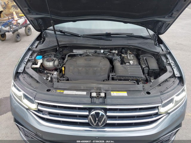 2022 Volkswagen Tiguan 2.0t Sel R-line მანქანა იყიდება აუქციონზე, vin: 3VV4B7AX8NM176722, აუქციონის ნომერი: 45599837