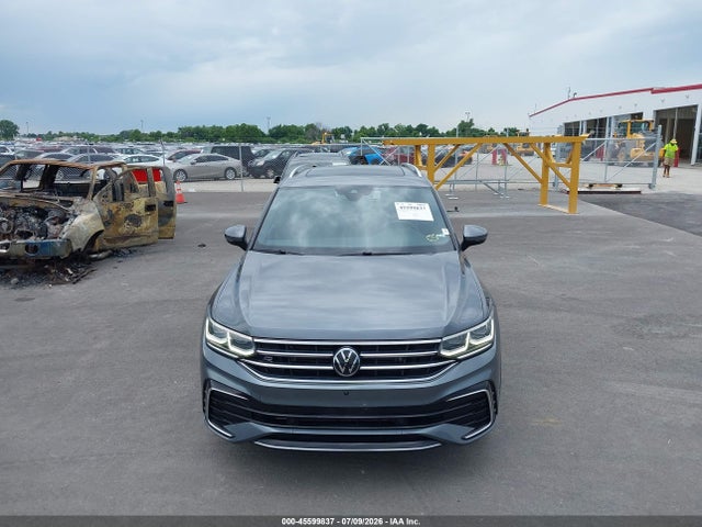 2022 Volkswagen Tiguan 2.0t Sel R-line მანქანა იყიდება აუქციონზე, vin: 3VV4B7AX8NM176722, აუქციონის ნომერი: 45599837