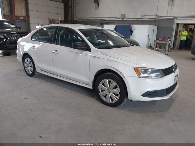2011 Volkswagen Jetta 2.0l S მანქანა იყიდება აუქციონზე, vin: 3VW2K7AJ5BM023189, აუქციონის ნომერი: 45599893