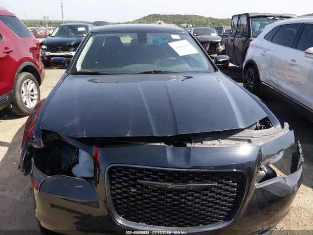 45600035 :رقم المزاد ، 2C3CCAAG0NH225936 vin ، 2022 Chrysler 300 Touring مزاد بيع