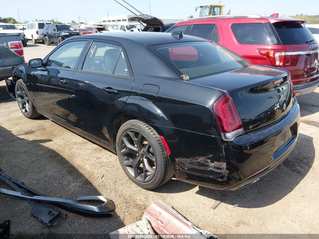 45600035 :رقم المزاد ، 2C3CCAAG0NH225936 vin ، 2022 Chrysler 300 Touring مزاد بيع