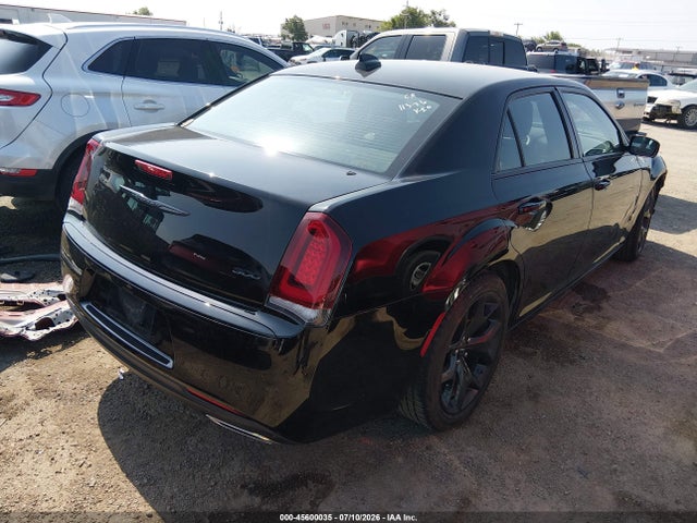 45600035 :رقم المزاد ، 2C3CCAAG0NH225936 vin ، 2022 Chrysler 300 Touring مزاد بيع